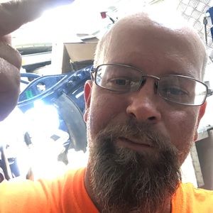 Meet your Posher, Aaron